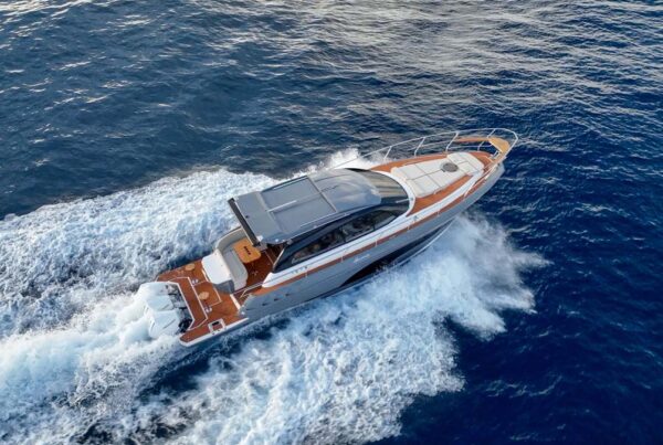 Triton 410 HT Outboard