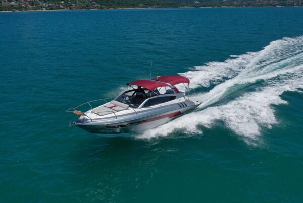Triton 300 Sport