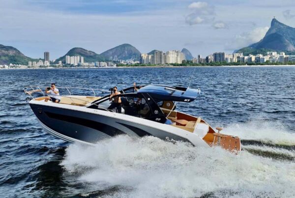 Triton Flyer 38 HT
